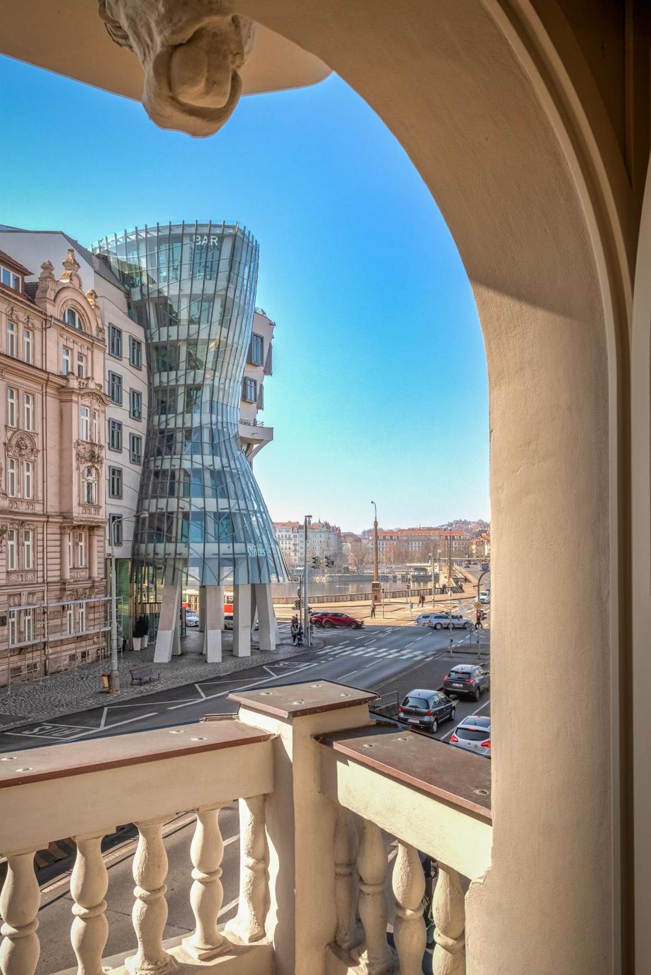 River Dance Suites By Adrez Prague Luaran gambar