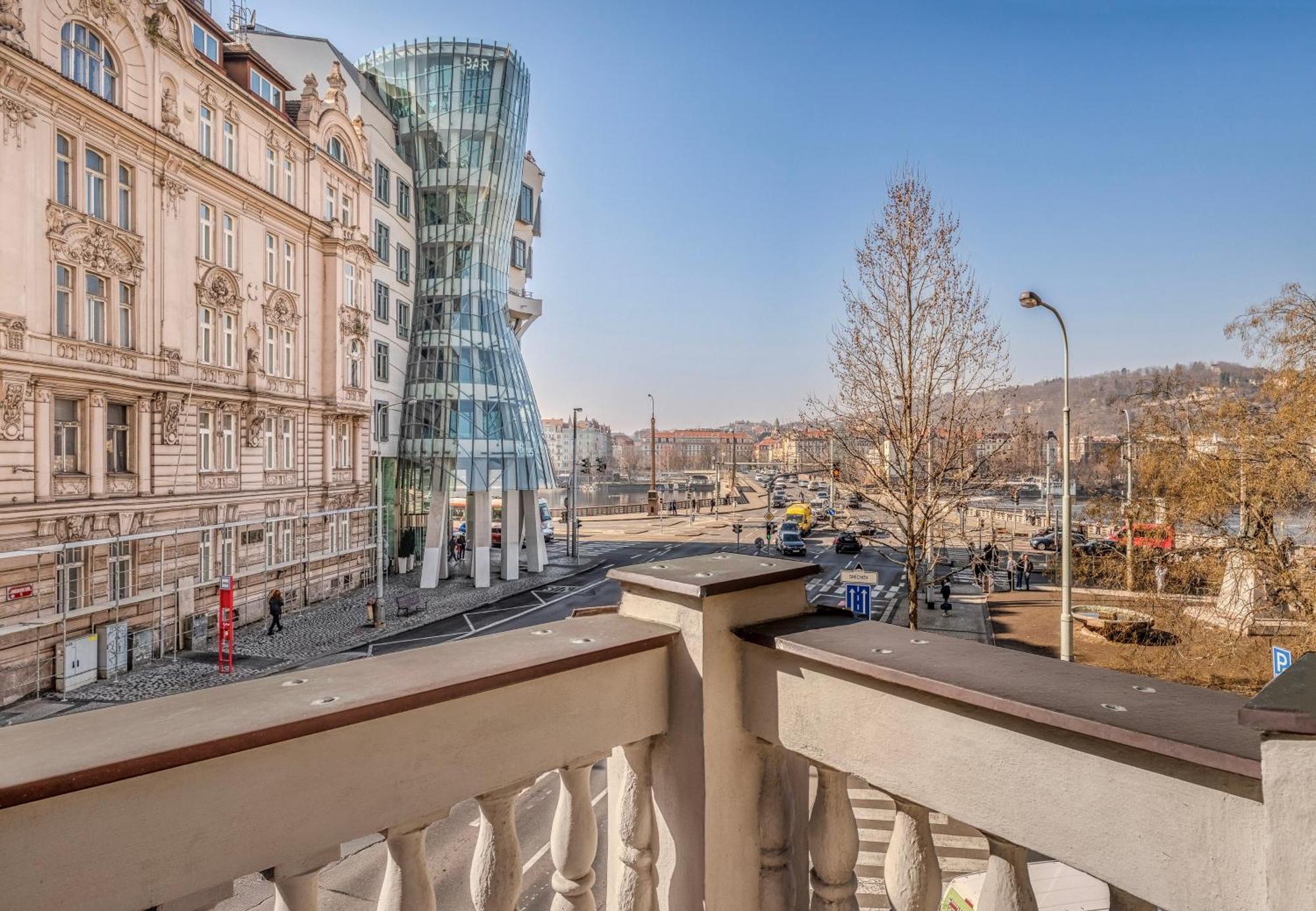 River Dance Suites By Adrez Prague Luaran gambar